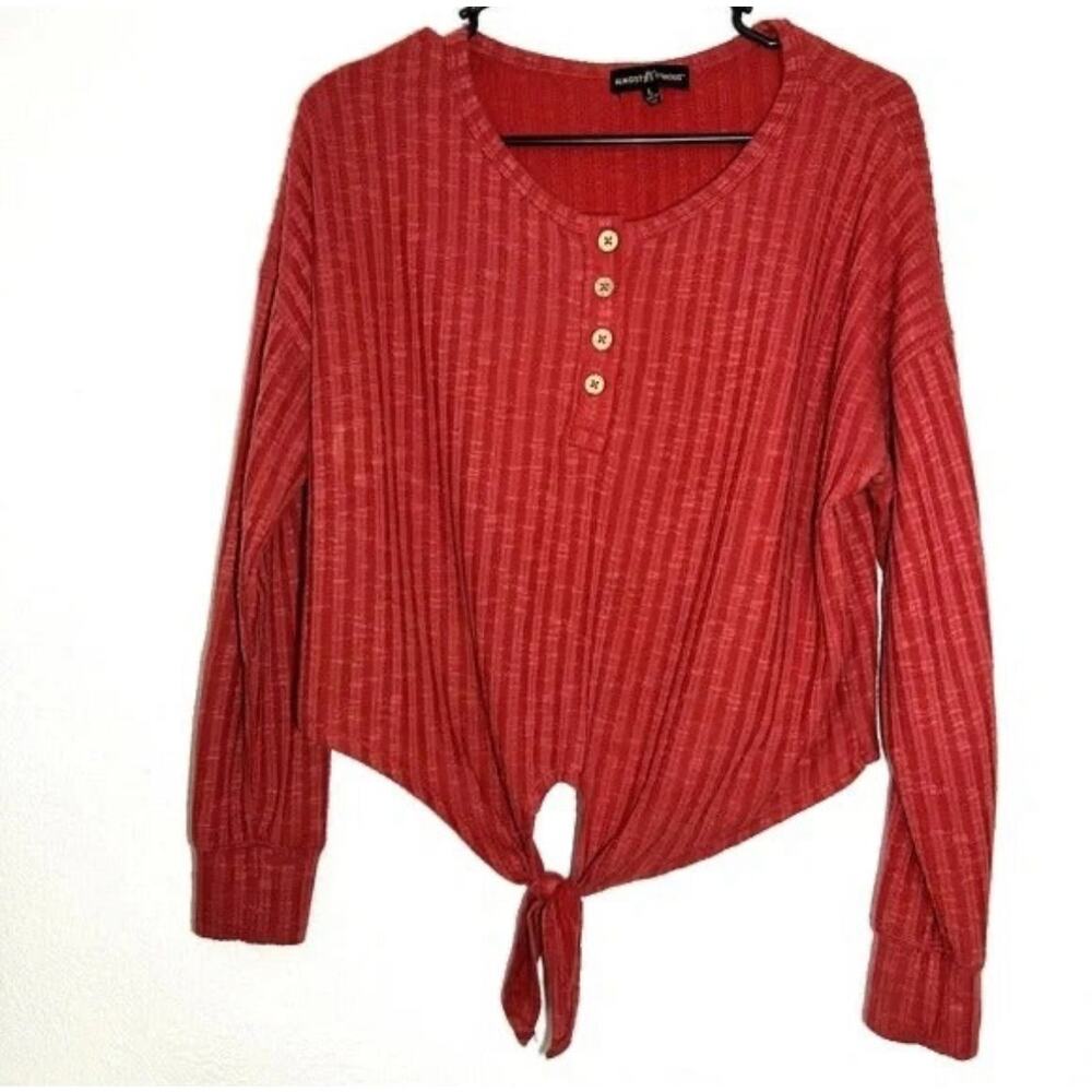 5/$25 Burnt Red Almost Famous Long Sleeve Tie Crop Top Size Large